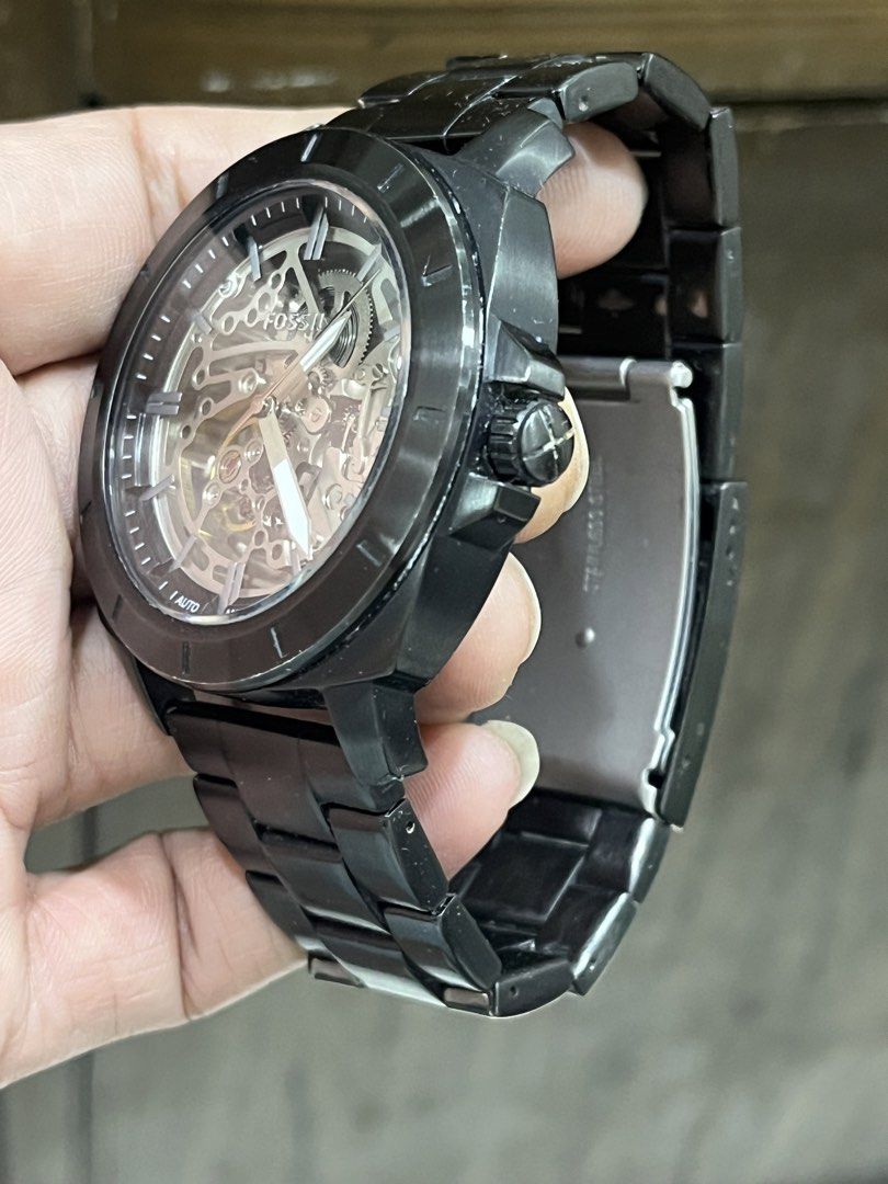 Fossil Automatic (Category: Men's Watches) located in Manila. Submitted by jeferrer (Listing ID 1466819024, Image 2). Description: .