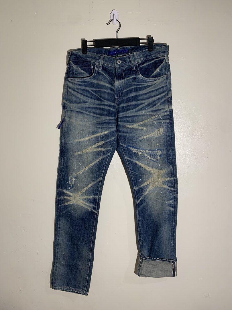 FRAGMENT x VANQUISH SELVEDGE (Category: Jeans) located in Lapu Lapu. Submitted by fellasgallery11 (Listing ID 1466835232, Image 2). Description: VANQUISH FRAGMENT JEANS SIZE 33 WAIST LENGTH 43 LEG OPENING 7 THIGH 11.5 NO ISSUES OR FLAWS.