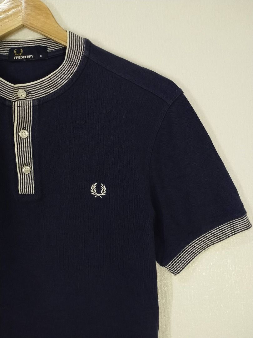 FRED PERRY (Category: Tshirts & Polo Shirts ) located in Baguio. Submitted by fashionfinds1999 (Listing ID 1466791768, Image 3). Description: 26 X 19 SMALL - MEDIUM EXCELLENT CONDITION + SHIPPING FEE.