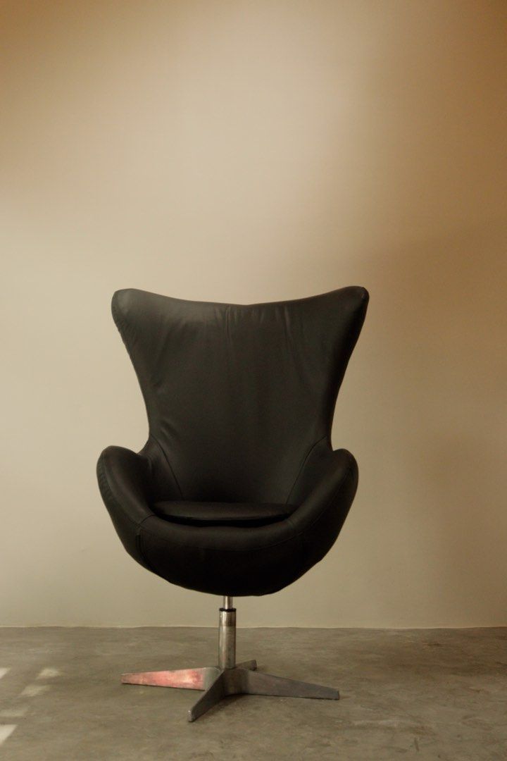 Fritz hansen Egg chair (Category: Chairs) located in Quezon City. Submitted by hausbyjuju (Listing ID 1466941589, Image 1). Description: .