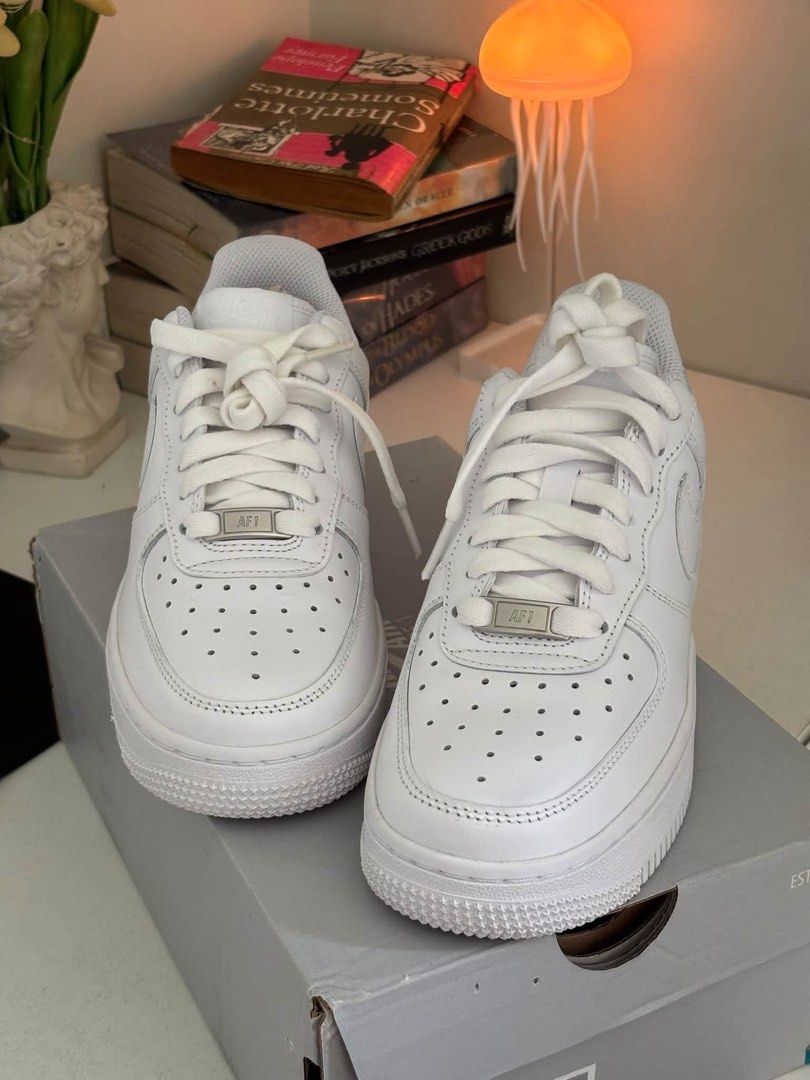FS: Nike AF1 (Category: Sneakers) located in Manila. Submitted by krizziakamilb (Listing ID 1466869830, Image 2). Description: FS: Nike AF1 brand new, bought last year. complete with box size: US 6 women | PHP4500 only.