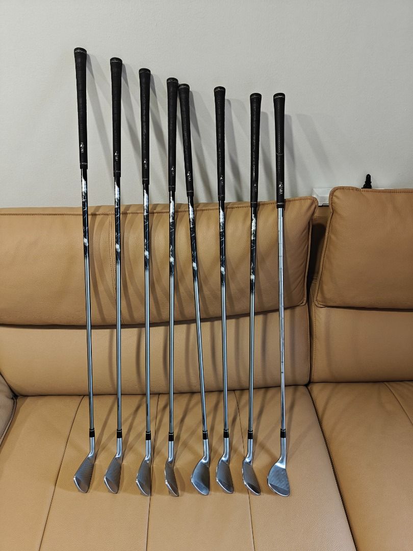 Full Honma Set and Bag (Category: Golf) located in Caloocan City. Submitted by eoghan362 (Listing ID 1466806921, Image 3). Description: FOR SALE Honma TW737Vs Tour W-Forged Set with bag 5-11 iron 58° Wedge 3 Wood 15° 5 Wood 18° Driver 10.5° Taylor Made Brandon TM1 putter All clubs with stiff shafts. Clubs bought pre-owned in February. Very lightly used since purchasing. In good condition Location: Paranaque/Pasay Thank you..