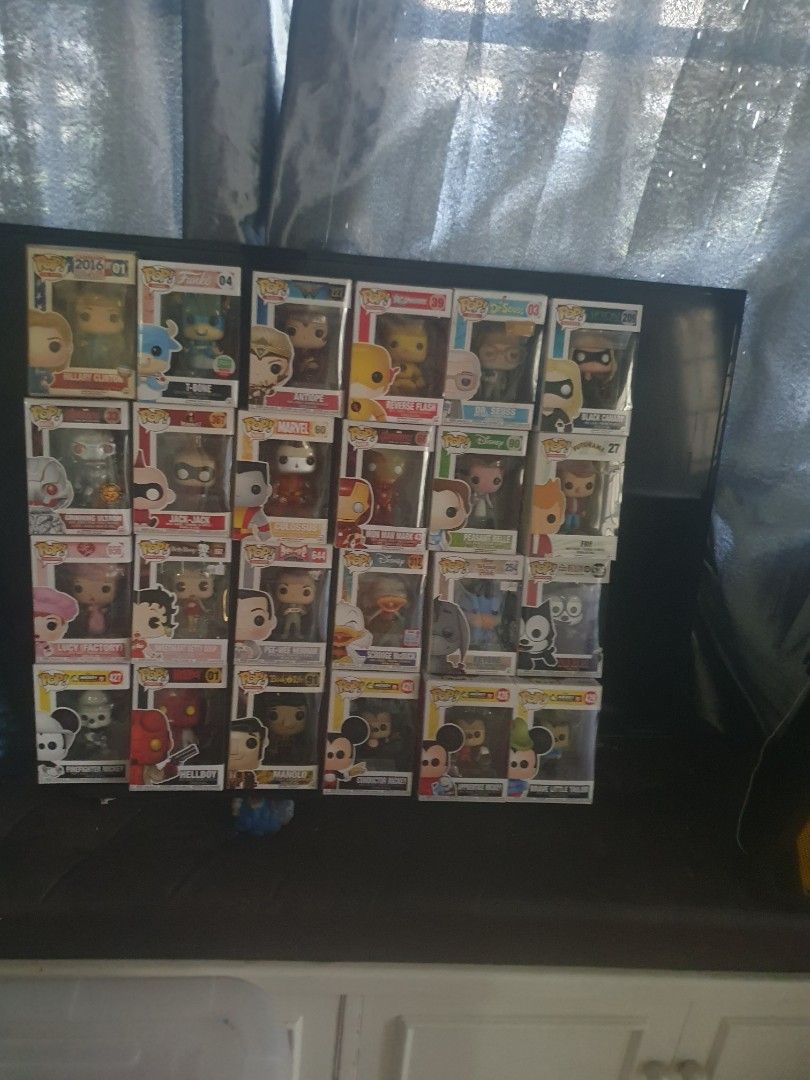 Funko pop (Category: Action & Battle Toys) located in Caloocan City. Submitted by dorontoys (Listing ID 1466798540, Image 1). Description: assortwd.