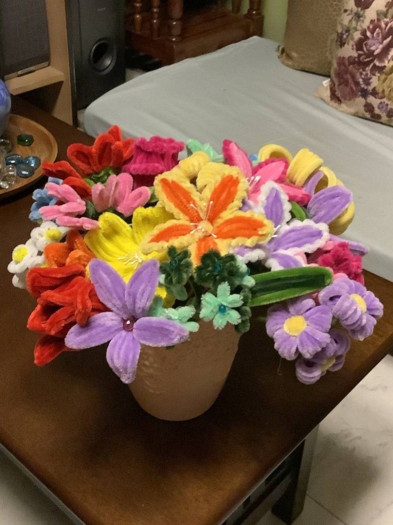 Fuzzy wire assorted flower bouquet (price per flower) (Category: Flowers & Bouquets) located in Quezon City. Submitted by lovedbyerara (Listing ID 1466884982, Image 2). Description: 🌸 Fuzzy wire flower bouquet 🌷💐 Handmade crafted flowers in assorted colors, perfect for gifts, room decor, birthdays, or just because! 💗 ✨ Price is per flower 🎨 Available in assorted colors and designs 🎁 Perfect for gifting or creating your own personalized bouq