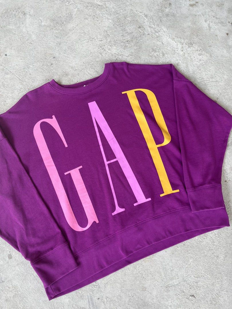 Gap Big Logo Sweatshirt (Category: Coats, Jackets and Outerwear) located in Dagupan City. Submitted by nigsstuff.com (Listing ID 1466951976, Image 2). Description: Gap Big Logo Sweatshirt In a pristine condition Comfy, Boxy Fit Color rate 10/10 Size XL Length 25.5 Width 30 Swipe for details Color may vary due to lightning Please manage your expectations, Check the posted measurements carefully..