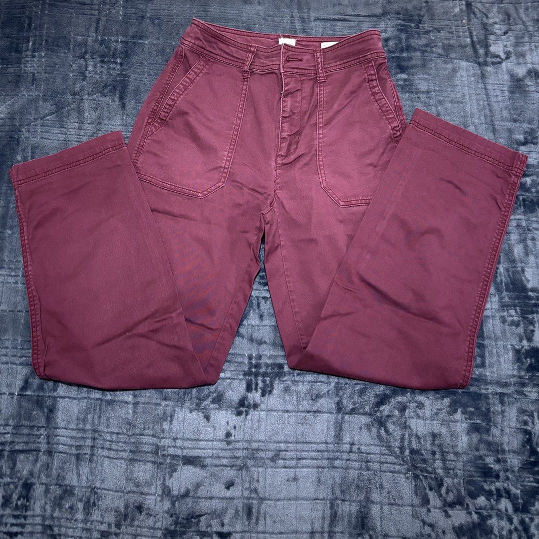 Gap Girlfriend Khaki Pants Maroon Size 0 (Category: Jeans) located in Balayan. Submitted by authenticfindsbymrb (Listing ID 1466852485, Image 1). Description: - Brand: Gap - Style: Girlfriend Khaki Pants - Color: Rich maroon burgundy - Size: 0 - Fit: High-rise - Details: Front patch pockets, button-zipper fly closure, sturdy cotton fabric with a casual worn-in look - Condition/Vibe: Great everyday bottoms, easy to pair with tees and sweaters -up 