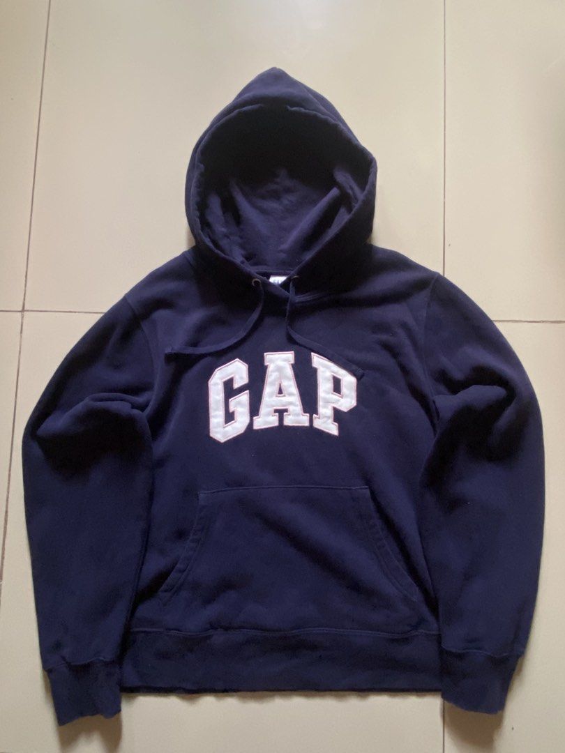 GAP Hoodie (Category: Hoodies) located in Manila. Submitted by repsszzx (Listing ID 1466810039, Image 1). Description: Only used twice Negotiable Gentri Cavite Loc Dm for more infos.
