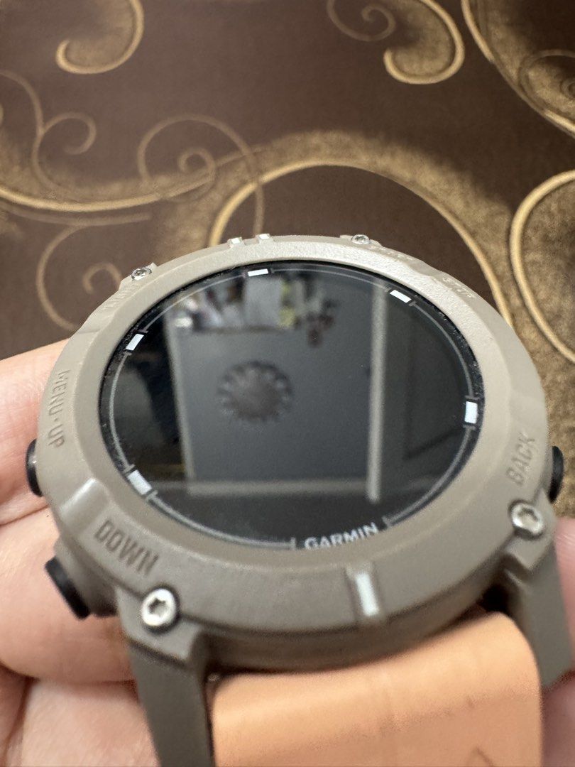 GARMIN Descent G2 (Category: Wearables & Smart Watches) located in Las Pinas. Submitted by thei_ (Listing ID 1466947023, Image 2). Description: FOR SALE: Garmin Descent G2 — Paloma Pink Looking for a new adventure buddy? 🌊🩷 Selling my Garmin Descent G2 in Paloma Pink! ✨ Lightly used ✨ No issues — fully functional ✨ Comes with original box, charging cable, and extra strap Perfect for your next dives, workouts, and everyday adventures! 📦 Inclusi