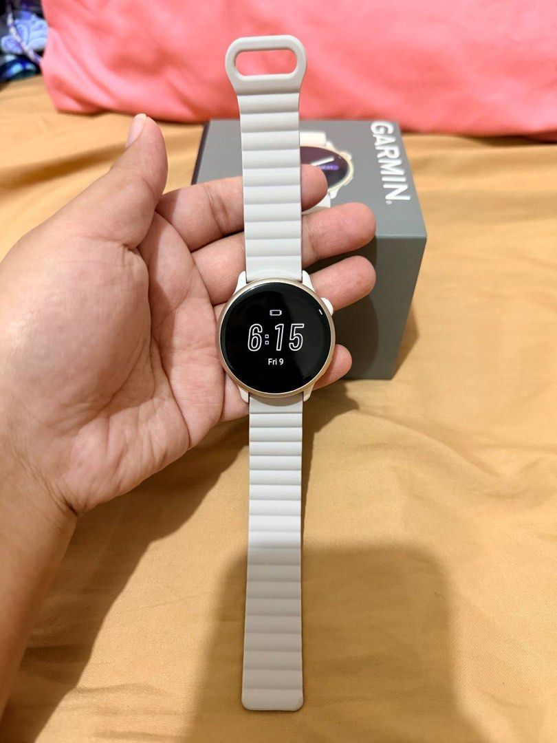 Garmin Vivoactive 6 (Category: Wearables & Smart Watches) located in Las Pinas. Submitted by nolannicholasx (Listing ID 1466923001, Image 2). Description: Garmin Vivoactive 6 Inclusions: • Original Box • Charger wire • Original strap GUARANTEED ORIGINAL Bought at the Garmin store in Alabang Additional inclusions: • Watch bands • Charger port cover • Charger hub • Screen protector Bought in June this year Not worn every day, only when going out RF