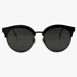 (Category: ) located in . Submitted by tm_tp_cashconverters (Listing ID 1466882797, Image 1). Description: .