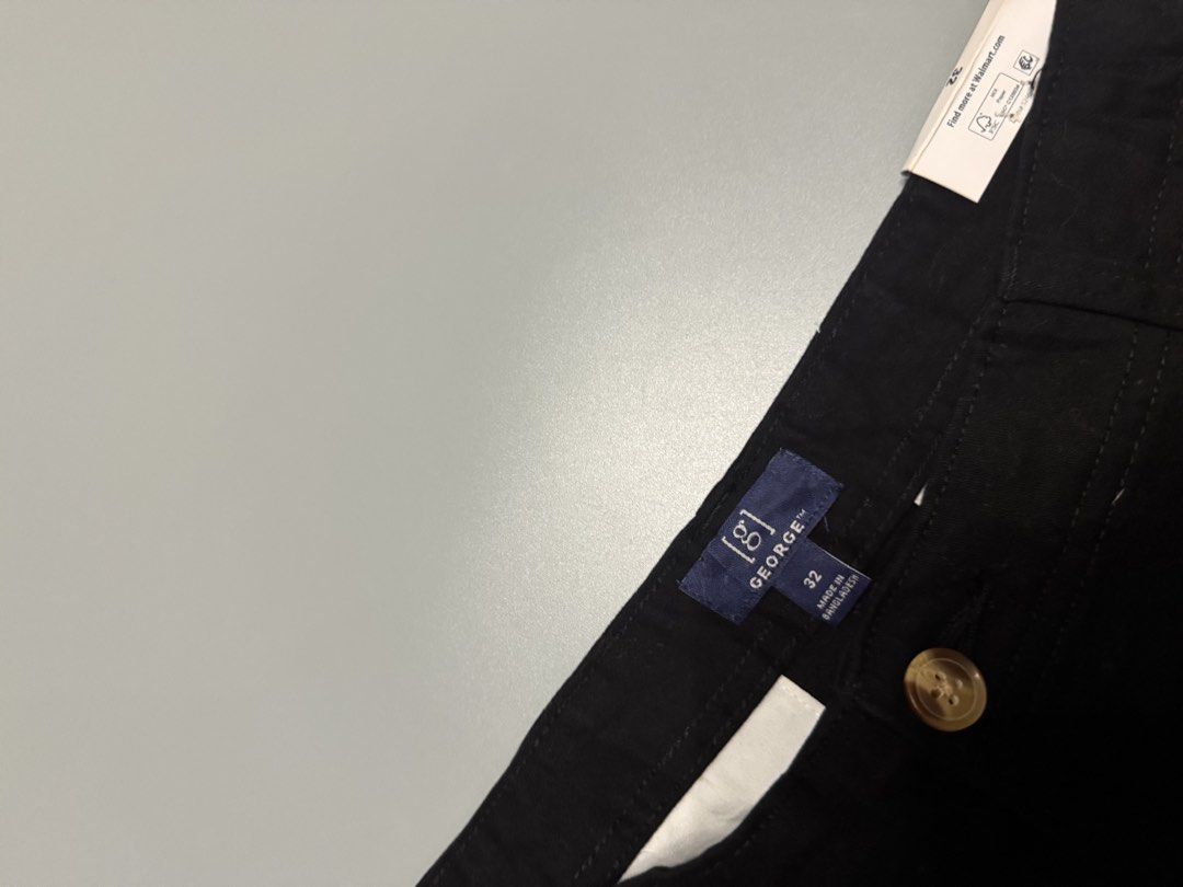 George walkshort (Category: Shorts) located in Manila. Submitted by outgood.ph (Listing ID 1466941526, Image 3). Description: .