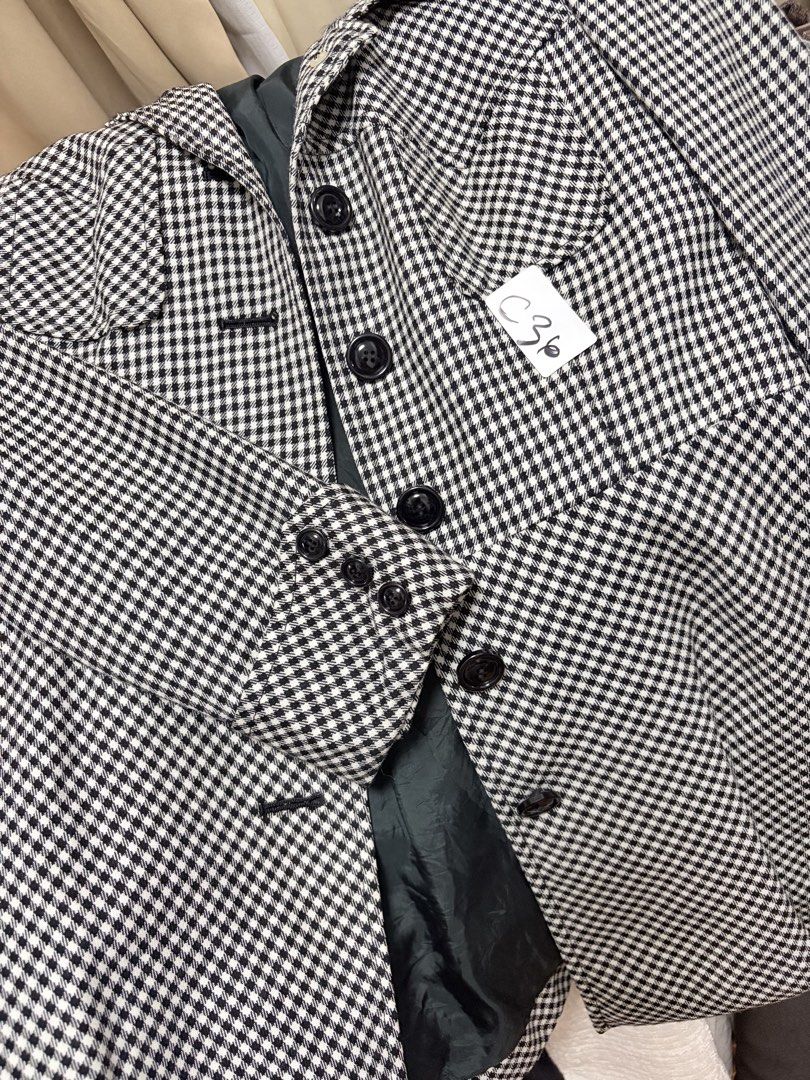 Gingham Black Button Down with belt and body shaper (Category: Coats, Jackets and Outerwear) located in Taguig. Submitted by vm.co (Listing ID 1466853663, Image 2). Description: .