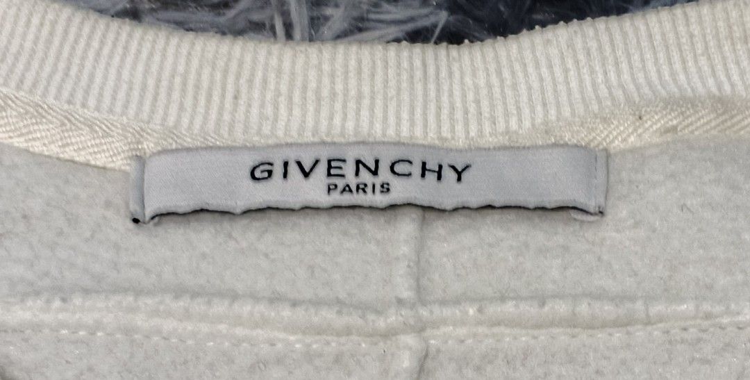 givenchy bambi sweatshirt (Category: Coats, Jackets and Outerwear) located in Magalang. Submitted by trendz67271 (Listing ID 1466922712, Image 3). Description: once lng nasuot tapos tinago na lng bought from abroad size reference in photos.