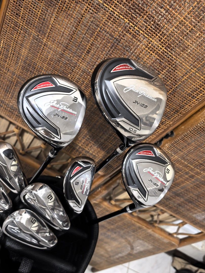 Golf set for beginners (Category: Golf) located in Caloocan City. Submitted by ace2729 (Listing ID 1466926644, Image 3). Description: JACK NICKLAUS GOLF SET FOR BEGINNERS *DRIVER: JACK NICKLAUS 10.5° *WOOD: JACK NICKLAUS #3-15° #5-18° *HYBRID IRONS #5 *IRONS 6,7,8,9,P,S,A & PUTTER -GRAPHITE SHAFT - R FLEX *BAG: BRIDGESTONE EXCELLENT CONDITION 💸 12,500 LOCATION: PUNTURIN VALENZUELA WE SHIP NATIONWIDE SF BUYER'S EXPENSE.