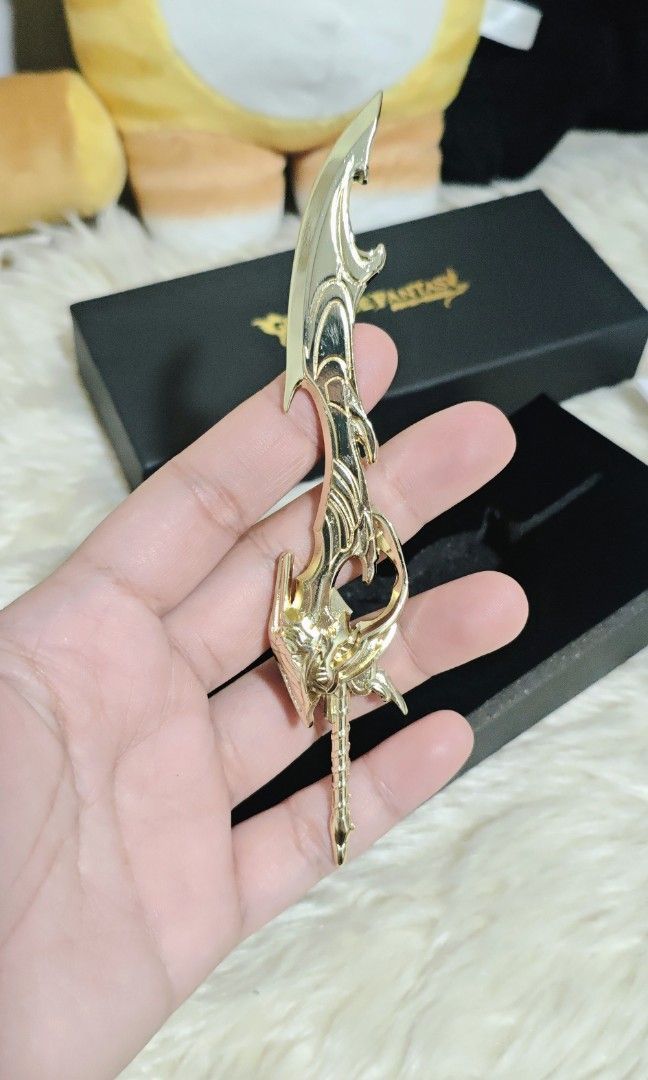 GRANBLUE FANTASY MINI SWORD (Category: Other Merchandise) located in Manila. Submitted by yourfavoritethings7 (Listing ID 1466926130, Image 3). Description: Stock: 2 pcs.