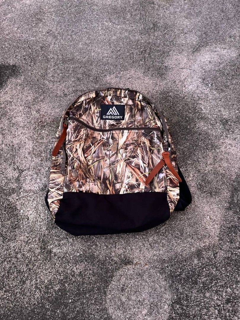 GREGORY REALTREE BACKPACK (Category: Backpacks) located in Quezon City. Submitted by ezpc.thrift (Listing ID 1466887356, Image 1). Description: ISSUE: NONE CONDITION: EXCELLENT AS NEW DIMES: L-11.5"/W-6"/H-17" DM FOR MORE INQUIRIES.