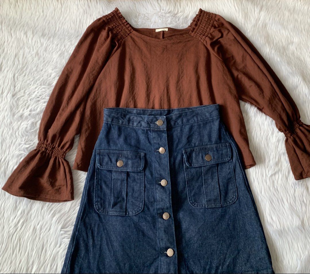 GU Aspack size M (Category: Blouses) located in Cebu City. Submitted by _labelscebu (Listing ID 1466805998, Image 2). Description: both size M.