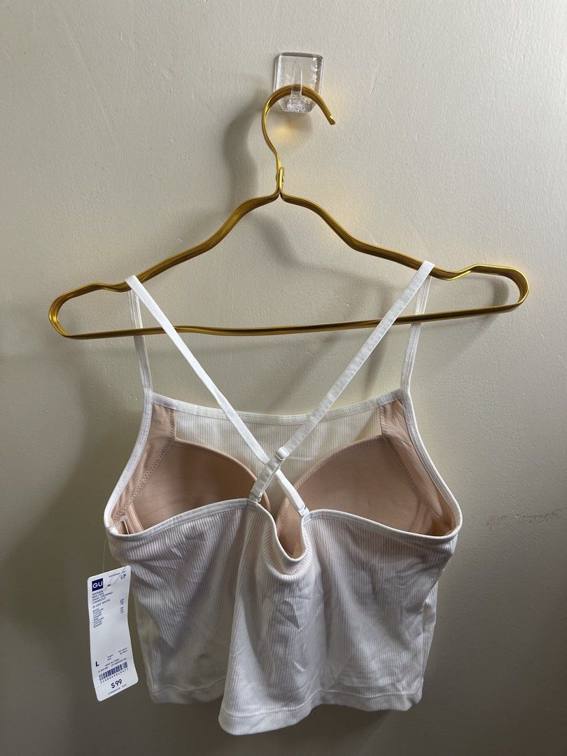 Gu by uniqlo L fb74 (Category: Sleeveless) located in Baguio. Submitted by affordaprice_2600baguio (Listing ID 1466809042, Image 3). Description: .
