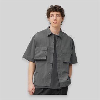 GU JP CPO Button-down Polo in Black (Category: Formal Shirts) located in Manila. Submitted by yama_archive (Listing ID 1466908185, Image 2). Description: GU JP CPO Button-down Polo in Black Dimes (inches starting from 0) — - Size on tag: XL (can fit up to XXL) - Width: 27 - Length: 29.5 - Shoulders: 22 - Sleeves: 11.5 - Fabric: Ripstop Nylon ₱1000 Issues: ❌ Condition: 10/10 Color Rate: 10/10.
