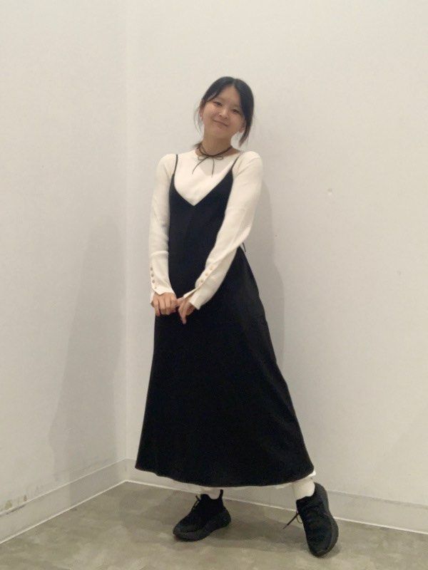 GU MIDI DRESS LARGE (Category: Dresses) located in Manila. Submitted by salesscout (Listing ID 1466774104, Image 2). Description: THIS IS ONLY USED ONCE IT'S SO BIG FOR ME FITS LARGE TO SEMI LARGE.