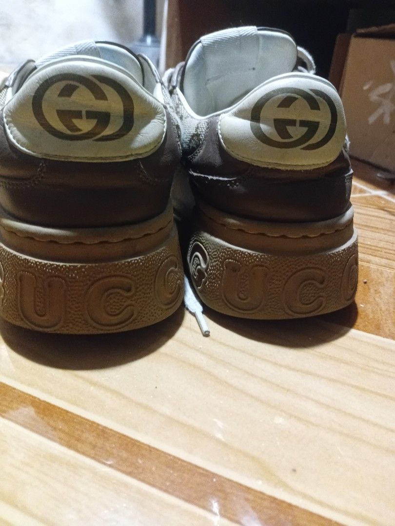 Gucci (Category: Sneakers & Footwear) located in Guagua. Submitted by goldenpenguin_aaeea3 (Listing ID 1466814958, Image 3). Description: preloved authentic gucci sneakers in good condition.