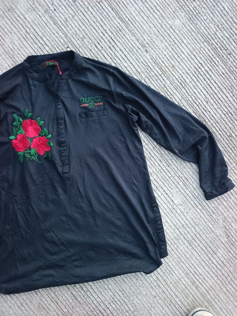 GUCCI (Category: Activewear) located in Zamboanga. Submitted by ems-a0e5 (Listing ID 1466887451, Image 3). Description: size L on tag Dimes W23 L33 off/legit.