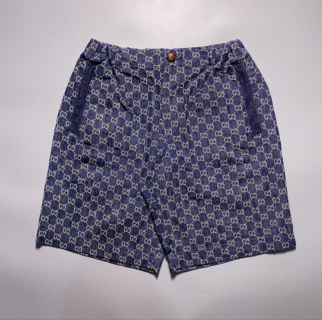 Gucci Monogram Denim Short (Category: Luxury Accessories) located in Bacolod City. Submitted by quiarakazelxx (Listing ID 1466941297, Image 1). Description: Size: Medium Waist: 28-30 Length: 19 Flaws: None •like new Pm to purchase📩.
