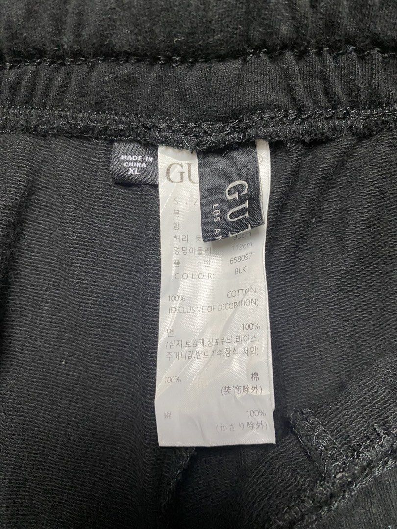 GUESS (Category: Shorts) located in Andop. Submitted by maikeygong (Listing ID 1466913331, Image 3). Description: SIZE 30-34 x 22 NO ISSUE EXCELLENT CONDITION .