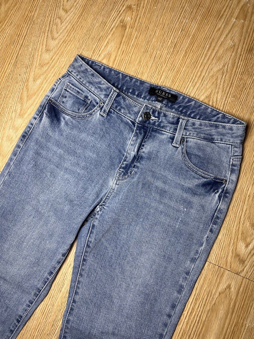 GUESS •medium wash blue denim jeans (Category: Jeans) located in Tagum. Submitted by sammiecats (Listing ID 1466835794, Image 2). Description: ‼️GUESS •medium wash blue denim jeans •with a classic five-pocket design • High Rise Skinny Jeans (Super Stretchy) •Waist 28 | Length 37 MINE - 449.
