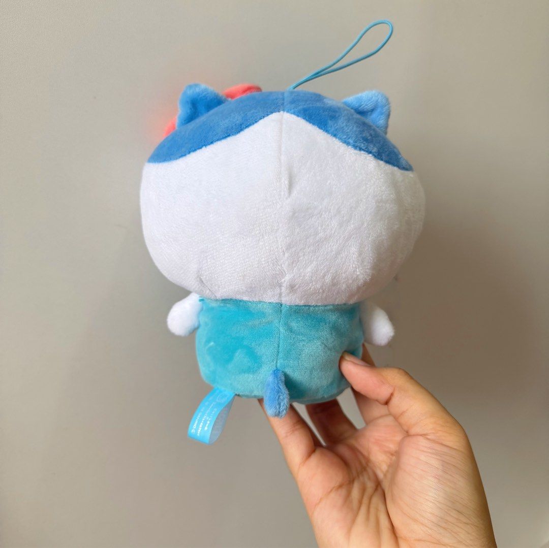 Hachiware Chiikawa x Hello Kitty Charm Plush (Category: Plushies & Soft Toys) located in Manila. Submitted by ashyyel_ (Listing ID 1466837520, Image 2). Description: chiikawa x sanrio collab plush.