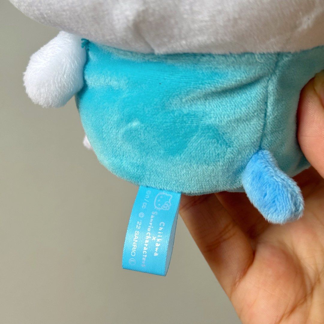 Hachiware Chiikawa x Hello Kitty Charm Plush (Category: Plushies & Soft Toys) located in Manila. Submitted by ashyyel_ (Listing ID 1466837520, Image 3). Description: chiikawa x sanrio collab plush.