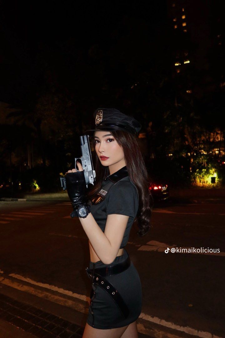 [ RENT ]Halloween Police Costume ( Plus size also available) (Category: Others Tops) located in Manila. Submitted by takemythingsawayfromme (Listing ID 1466902820, Image 3). Description: HALLOWEEN 2026 🎃 👻 SIZES AVAILABLE • xs-m • l-xxl inclusions: - hat - top - skirt ( not avail for l-xxl) - belt - gloves additional 50 for : - walkie talkie - handcuffs - toy gun - stockings ( skintone/black) IMPORTANT ‼️ (for xs-m , u have the option to choose