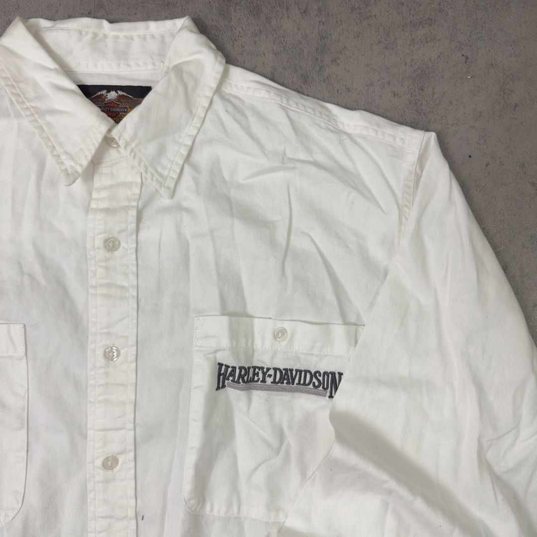 Harley Davidson Button Up Polo Sleeve White (Category: Formal Shirts) located in Aroroy. Submitted by 2kjoma (Listing ID 1466884076, Image 2). Description: 23.5x33 P2500+ up on other stores.
