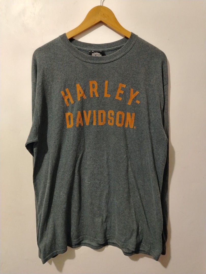 Harley Davidson Museum Tee (Category: Coats, Jackets and Outerwear) located in Candijay. Submitted by 6312_streetwear (Listing ID 1466788298, Image 1). Description: 24x31 Some stain dots.