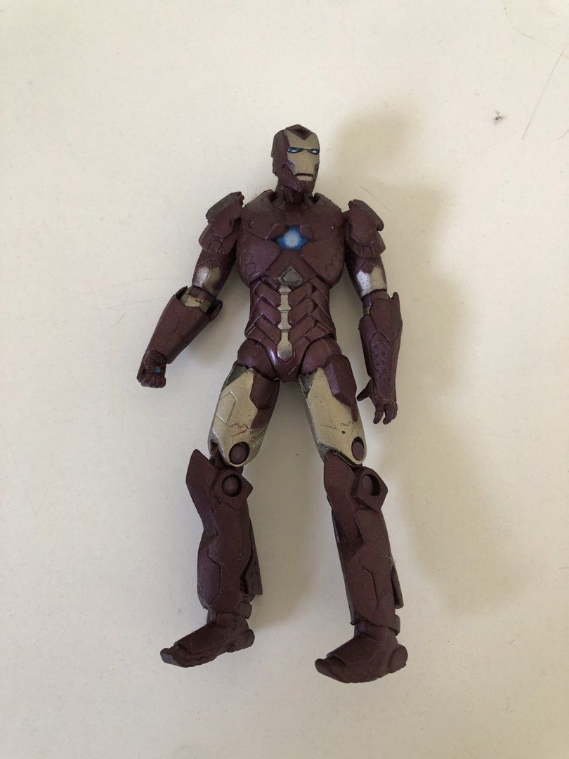 Hasbro Iron Man 2 Concept 3.75 Inch Figure (Category: Figurines & Statues) located in Manila. Submitted by picklerick_collects (Listing ID 1466837451, Image 1). Description: .