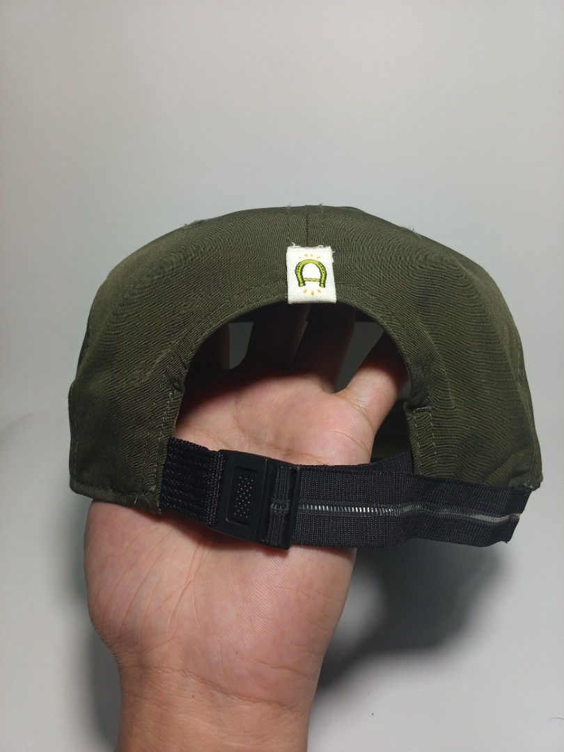 Hats (Category: Activewear) located in Lucena. Submitted by sanera_23 (Listing ID 1466901588, Image 3). Description: -Adult -EXCELLENT Bago pa -minimal runs - Authentic .