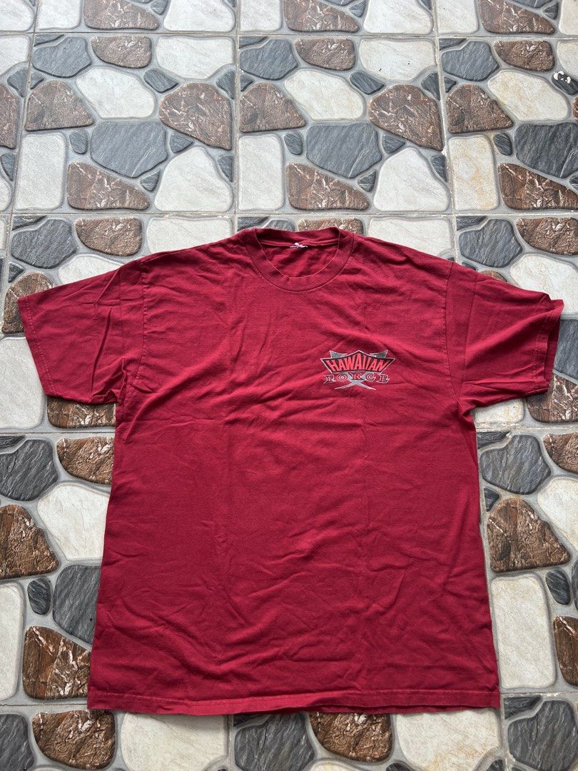 Hawaiian Strength Graphic Tee (Category: Sets & Coordinates) located in Cavite. Submitted by sillapwet0606 (Listing ID 1466804455, Image 1). Description: Minimal Crack Prints On Front Print. Minimal Crack Prints Back Design But you can see the good condition of the shirt.