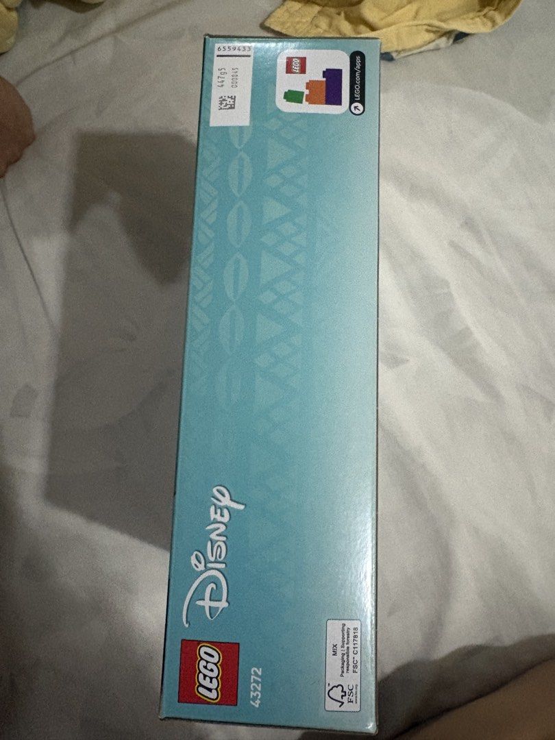 heihei lego set (Category: Lego & Building Sets) located in Muntinlupa City. Submitted by meowmeowmeow10101 (Listing ID 1466878484, Image 2). Description: rfs: gifted and i already have it.