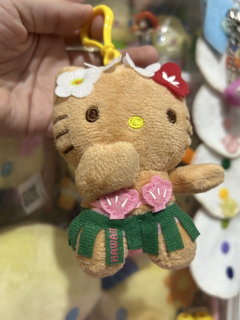 🍀✨Hello Kitty Hula Kiss Plush Keychain✨🍀 (Category: Other Merchandise) located in Manila. Submitted by zscollectibles (Listing ID 1466776515, Image 2). Description: Cut yung etiketa. 🍀✨Please read before messaging. Thank you.✨🍀 ❗️No return no exchange. Actual item posted. ❗️No haggling. LP Posted. ❗️No cancellation once order confirmed and scheduled for shipping. ❗️J&T, or your choice your book. (SF shouldered by the buyer) ❗️Shipping every f