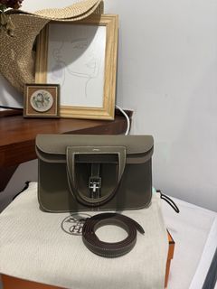 （分類：）位於 。 由 new.imprintbeauty 提交（商品編號 1466961655，圖片 1）。簡介： 。