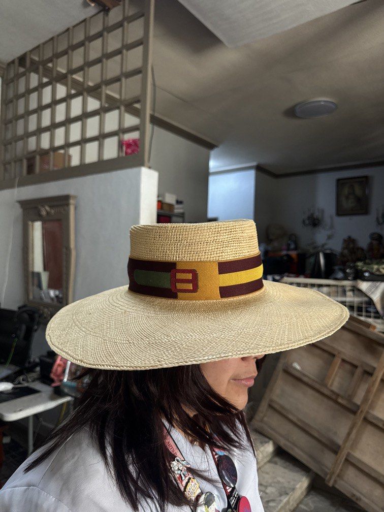 HERMES STRAW HAT (Category: Announcements) located in Angeles City. Submitted by migs_font29 (Listing ID 1466774110, Image 1). Description: .