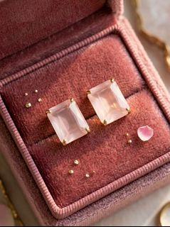 (Category: ) located in . Submitted by allaboutgemsandco (Listing ID 1466779443, Image 1). Description: .
