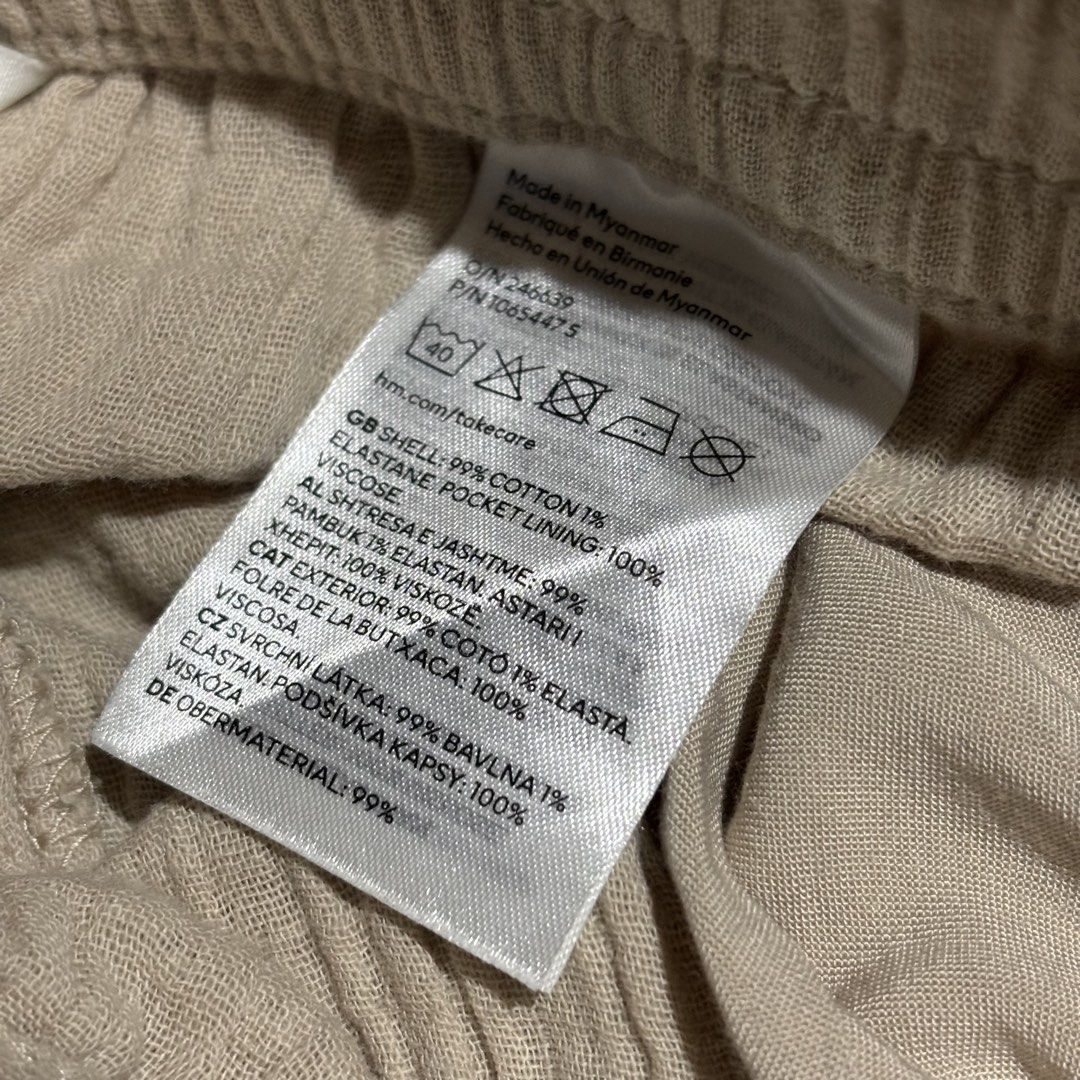 H&M Beige Cotton Gauze Drawstring Shorts (Category: Shorts) located in Tanjay. Submitted by febmarie (Listing ID 1466896742, Image 3). Description: 📍 Negros Oriental 📦 J&T — SF c/o buyer .