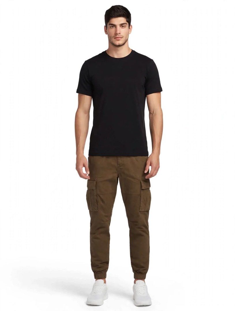 H&M Cargo Pants (Category: Joggers) located in San Fernando. Submitted by ramjames18 (Listing ID 1466911169, Image 1). Description: •H&M Cargo Pants🔥 -Excellent Condition -9.+/10 Color Rate (Need wash) -6 Pockets -W:32 (30-33 waistlines) -L:37” Pm sa interested! 📥📥 .