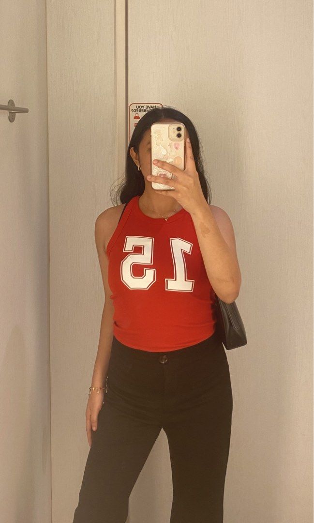 H&M Red Halter Top (Category: Sleeveless) located in Iloilo. Submitted by chelseyywz (Listing ID 1466859877, Image 1). Description: Bought it in the kid’s section before because i like the design hahaha. Can fit XS-S ❤️.