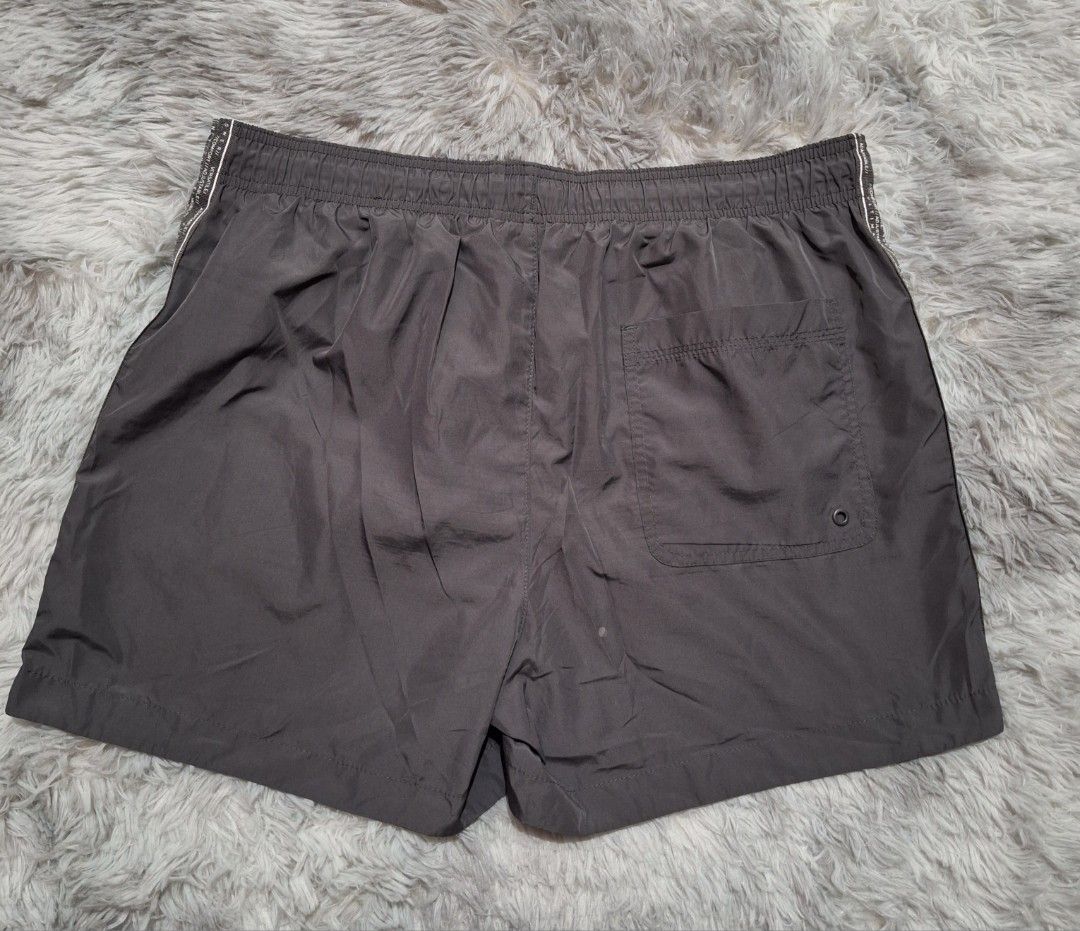 H&M Swim Shorts (Category: Swim Trunks & Board Shorts) located in Quezon City. Submitted by ilovebigbrands (Listing ID 1466862746, Image 2). Description: My husband used it once only. With tiny white dot that is barely visible. (see last photo).