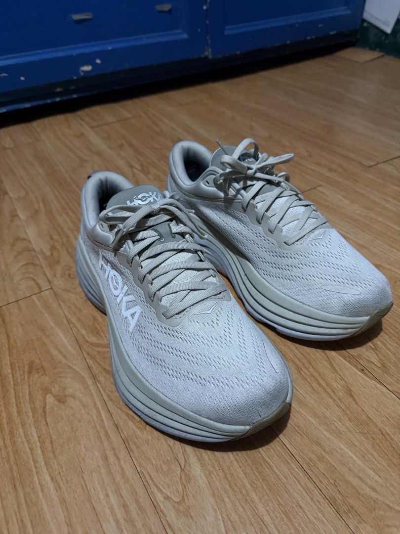 Hoka Bondi 8 Men US 9 (Wide) (Category: Sneakers) located in Muntinlupa City. Submitted by mattjrml (Listing ID 1466903868, Image 1). Description: Hoka Bondi 8 Wide in oatmeal cream. Men's US size 9, UK 8.5, EU 42 2/3. Maximum cushion running shoes. Extremely plush midsole and breathable mesh upper. Original box included. .