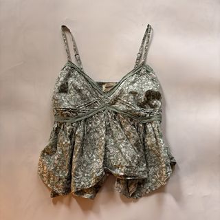 (Category: ) located in . Submitted by kaelian_couture (Listing ID 1466807820, Image 1). Description: .
