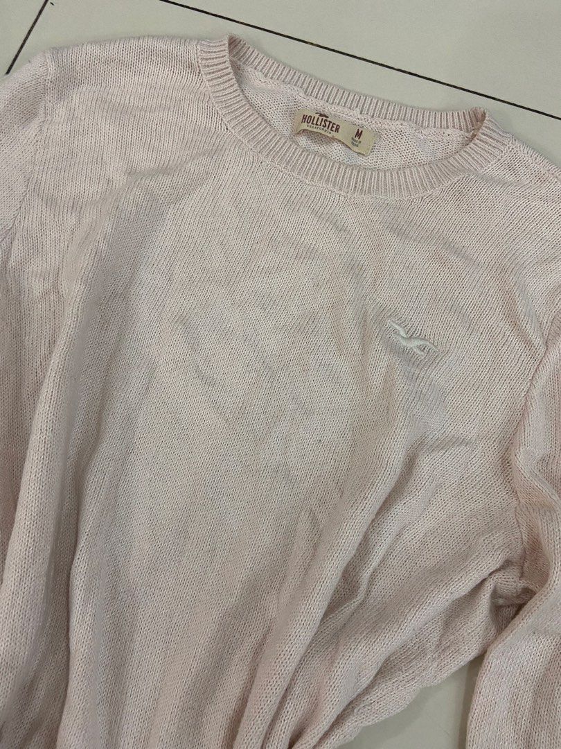 hollister long sleeves (Category: Longsleeves) located in Lucena. Submitted by trishteayvette (Listing ID 1466880937, Image 2). Description: .