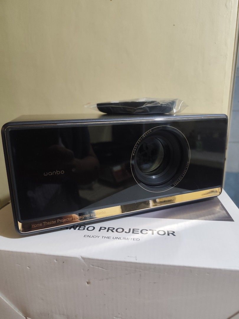 Home Theater Projector WANBO X5 PRO (Category: Projectors) located in Las Pinas. Submitted by MihoLove (Listing ID 1466803686, Image 3). Description: PERFECT FOR: -SCHOOL -OFFICE -HOME THEATRE RFS: NAGDOBLE BILI LOC: LAS PIÑAS.